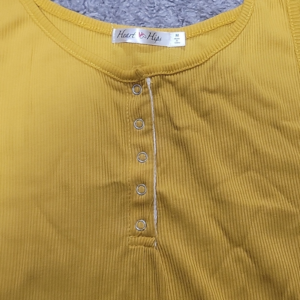 Mustard Yellow Ribbed Tank - Picture 2 of 2